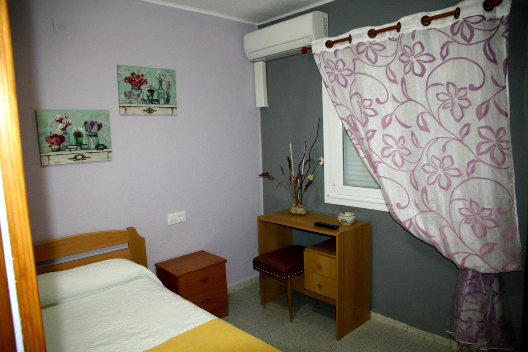 Hostal Asturias Hotel Jarilla Cameră foto